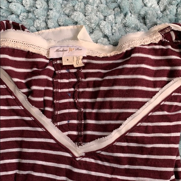 3 for $25 Beautiful 3/4 sleeve shirt - Picture 3 of 5